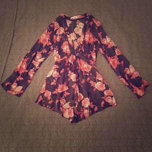 Cute Floral Romper - Black/Pink